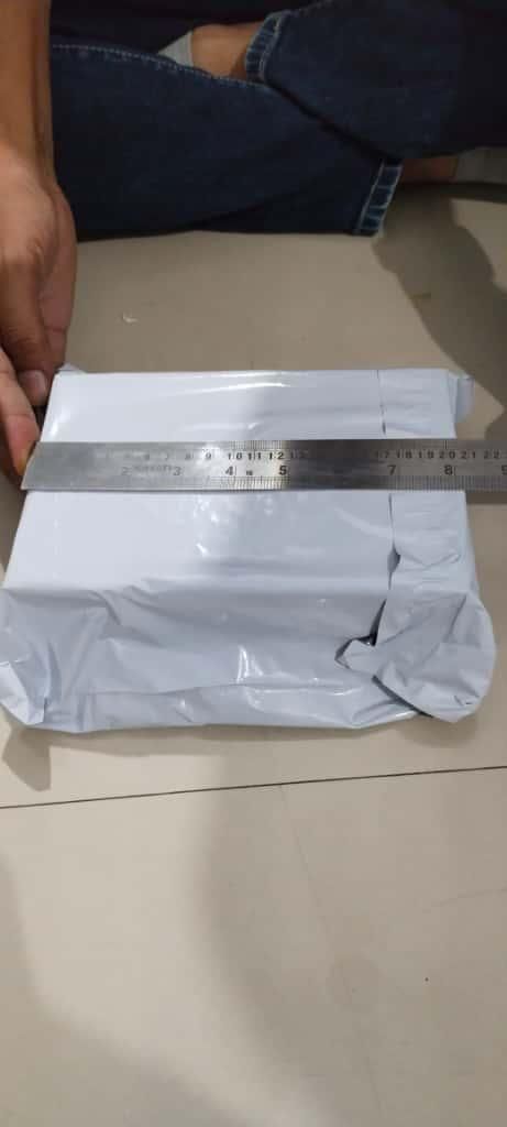 8-inch Magnetic Torpedo Level Tool With 1 Direction Pin, 2 Vials And 360 Degree View (Multicolor)